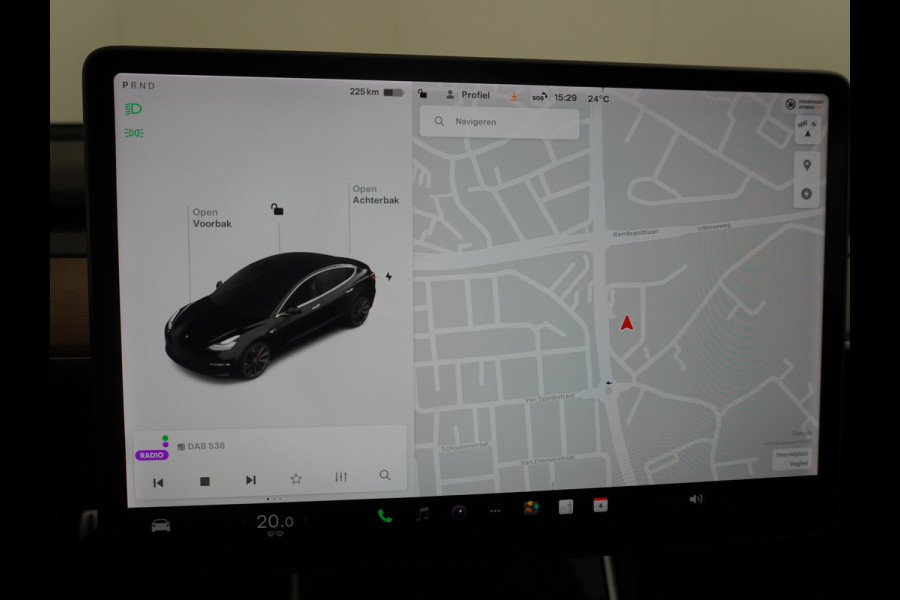 Tesla Model 3 Performance 513pk 20"Lmv Adap.Cruise Premium-HiFi Panoramadak Camera's Leer Wifi Ecc Pdc Cruise Dual Motor Long Range 75kWh Stoe Navi full map LED DAB Voorverwarmen interieur via App Keyless Origineel Nederlandse auto! Accu en motor garantie tot 21-12-2027 / 192.000km