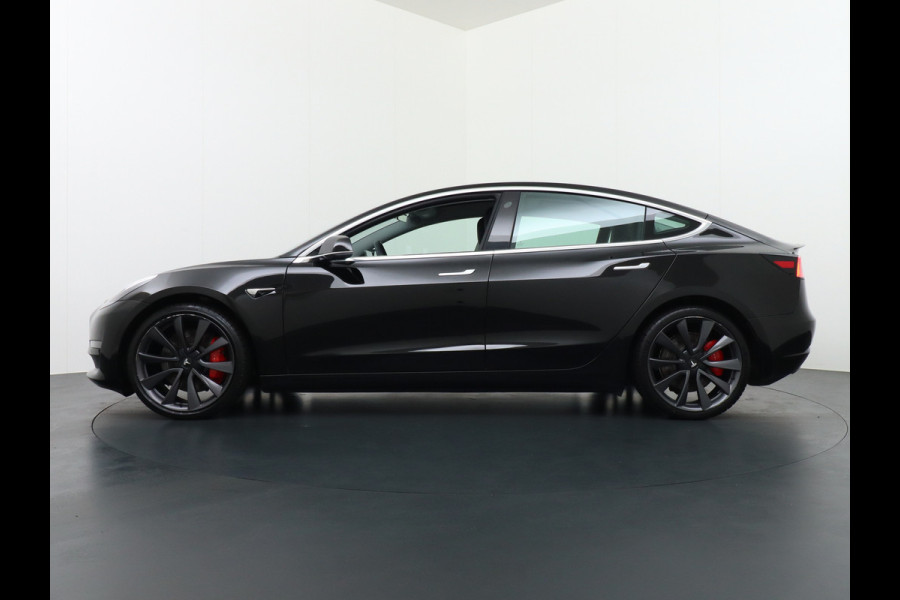 Tesla Model 3 Performance 513pk 20"Lmv Adap.Cruise Premium-HiFi Panoramadak Camera's Leer Wifi Ecc Pdc Cruise Dual Motor Long Range 75kWh Stoe Navi full map LED DAB Voorverwarmen interieur via App Keyless Origineel Nederlandse auto! Accu en motor garantie tot 21-12-2027 / 192.000km