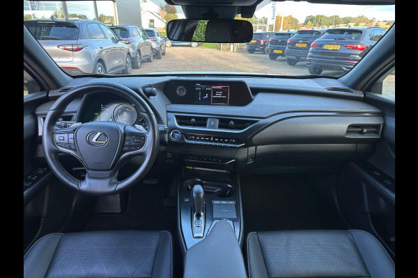 Lexus UX 300e Luxury 54 kWh | Leder | Stoelverwarming/Koeling |  Bestuurdersstoel Met Geheugen