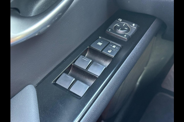 Lexus UX 300e Luxury 54 kWh | Leder | Stoelverwarming/Koeling |  Bestuurdersstoel Met Geheugen