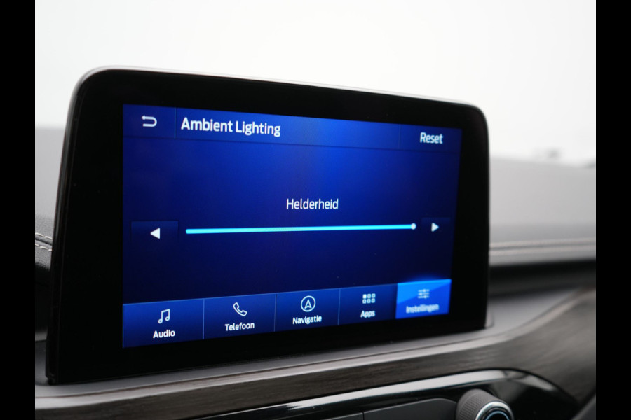 Ford Kuga 2.5 PHEV Vignale 225pk Dealer O.H | Trekhaak Af Fabriek | Panodak | Adaptive Cruise | 360 Camera | Bang & Olufsen | Head Up | Lederen Sportstoelen Memory & Verwarmd | Keyless | Apple Carplay | Navigatie | Virtual | DAB | 18"L.M | Plug In Hybrid |