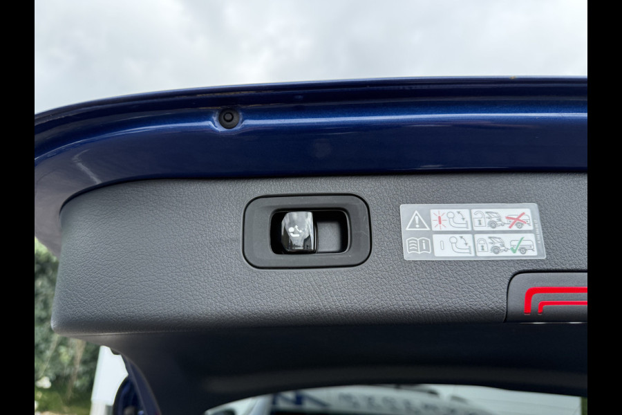 Mercedes-Benz C-Klasse Estate 300 e AMG Line | Pano | ACC | Memory | Laser LED | Trekhaak
