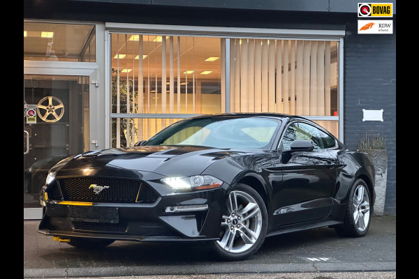 Ford Mustang Fastback 2.3 EcoBoost FULL OPTION / PERF PACK / AUTO / CLIMA