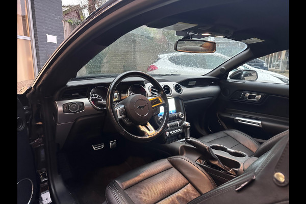 Ford Mustang Fastback 2.3 EcoBoost FULL OPTION / PERF PACK / AUTO / CLIMA