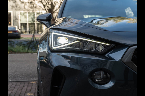 CUPRA Formentor 1.4 e-Hybrid VZ Copper Edition Pano/Schaalstoelen/Camera