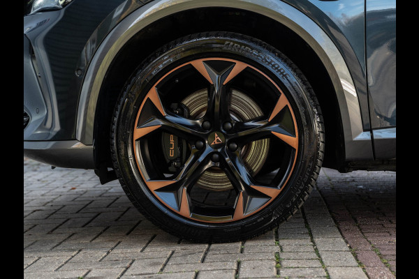 CUPRA Formentor 1.4 e-Hybrid VZ Copper Edition Pano/Schaalstoelen/Camera