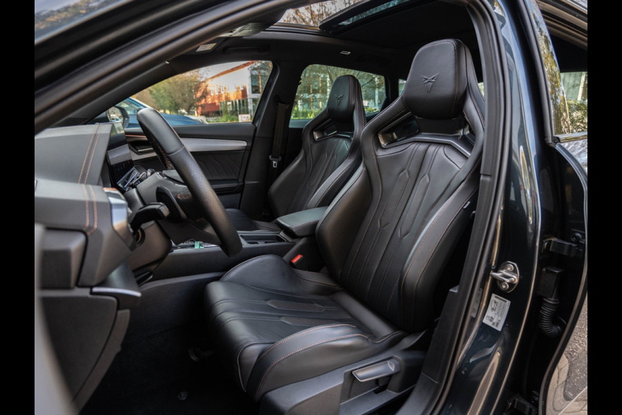 CUPRA Formentor 1.4 e-Hybrid VZ Copper Edition Pano/Schaalstoelen/Camera