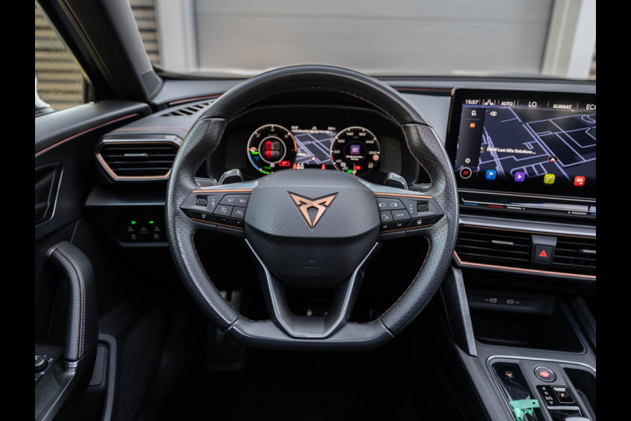 CUPRA Formentor 1.4 e-Hybrid VZ Copper Edition Pano/Schaalstoelen/Camera