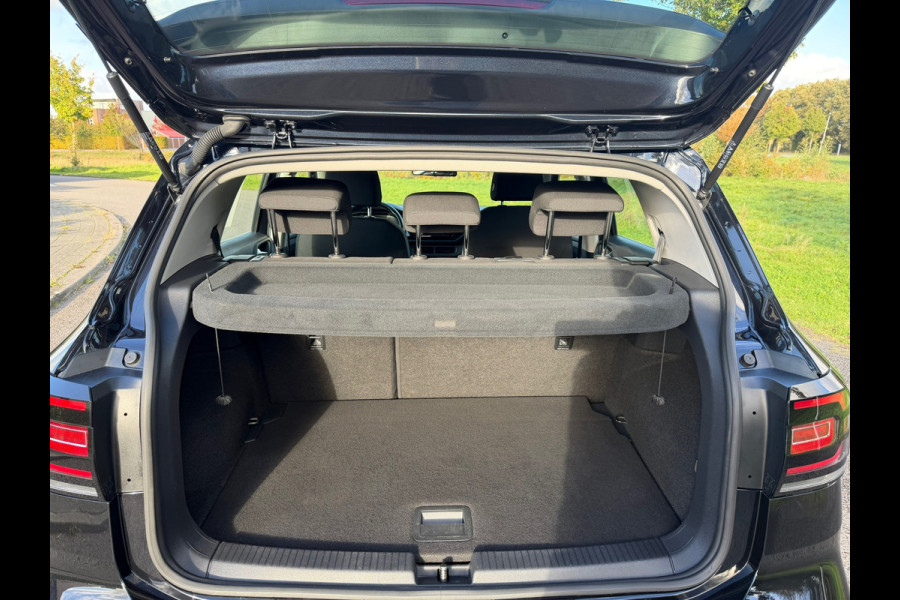 Volkswagen T-Cross 1.0 TSI Life | Lichtmetalen-Velgen | Airco | Lane assist | Inklapbare spiegels | Hoge instap