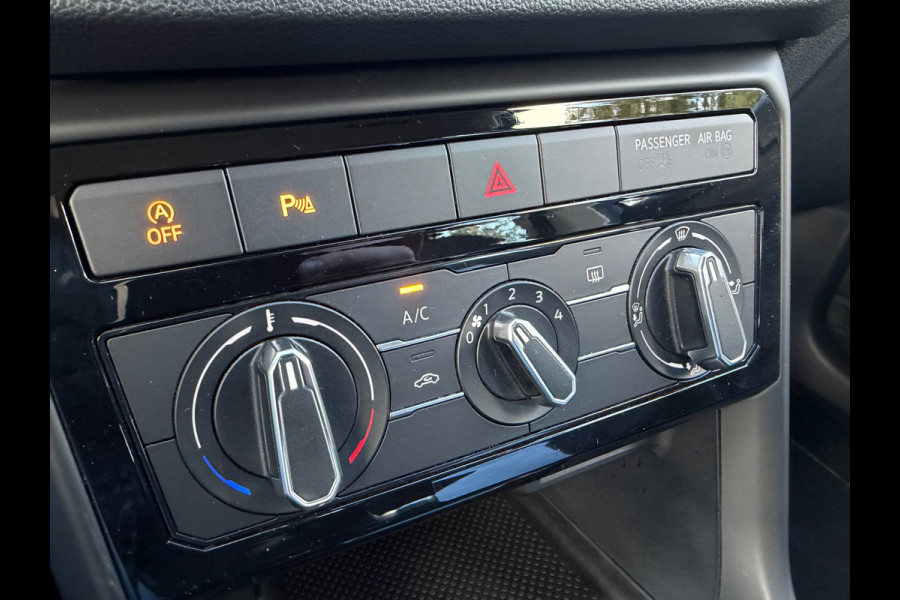 Volkswagen T-Cross 1.0 TSI Life | Lichtmetalen-Velgen | Airco | Lane assist | Inklapbare spiegels | Hoge instap