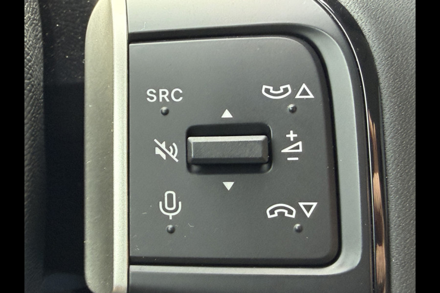 Citroën C3 Aircross 145pk Hybrid Max (Camera - Parkeersensoren V+A - LED - Navigatie - Automatische Airco - Dodehoek detectie - Apple Carplay)