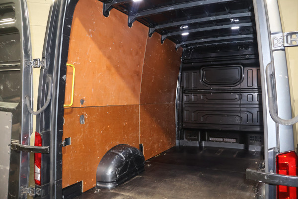 Volkswagen Crafter 2.0 TDI 140pk L3 H3 Automaat Airco Navigatie Led (Wordt verwacht)
