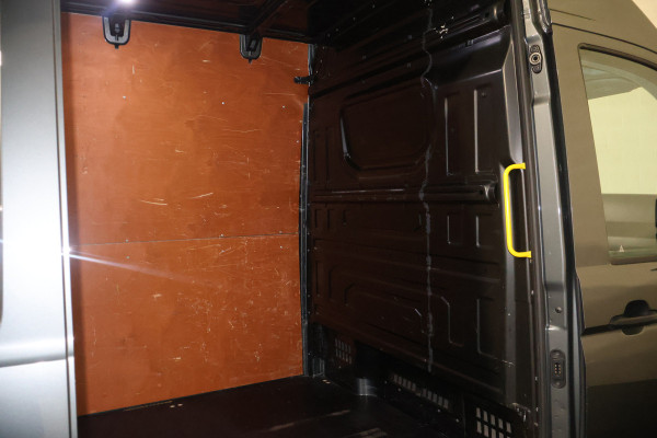Volkswagen Crafter 2.0 TDI 140pk L3 H3 Automaat Airco Navigatie Led (Wordt verwacht)