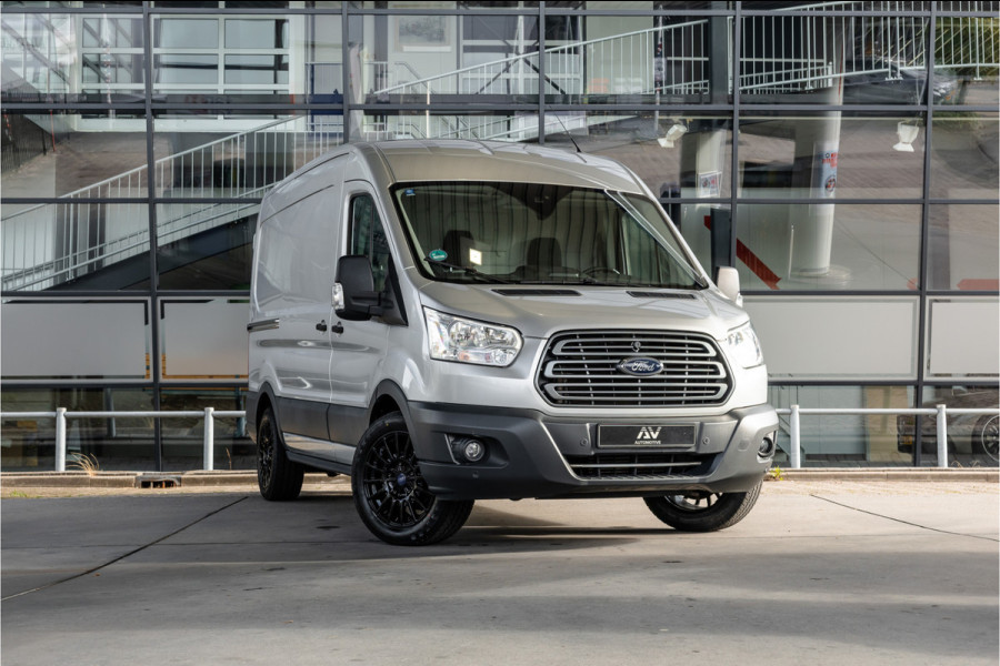 Ford Transit 310 2.0 TDCI L2H2 | CarPlay | Navigatie | Camera | BOTT Inrichting | Airco | 3-Zitter | Cruise control