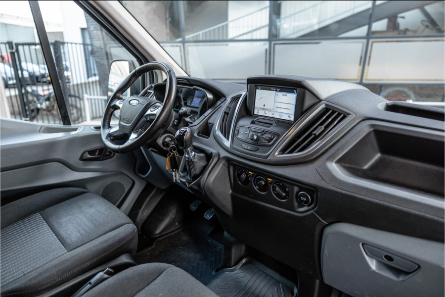Ford Transit 310 2.0 TDCI L2H2 | CarPlay | Navigatie | Camera | BOTT Inrichting | Airco | 3-Zitter | Cruise control