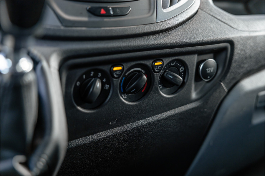 Ford Transit 310 2.0 TDCI L2H2 | CarPlay | Navigatie | Camera | BOTT Inrichting | Airco | 3-Zitter | Cruise control