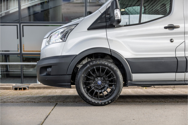 Ford Transit 310 2.0 TDCI L2H2 | CarPlay | Navigatie | Camera | BOTT Inrichting | Airco | 3-Zitter | Cruise control