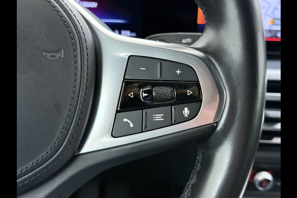 BMW i4 eDrive40 340PK 84kWh High Executive SOH 94% Leder Sportstoelen+Verwarmd Head-Up Display Camera Navi 3-Zone Ecc Live cockpit pro Laserlicht Elek.Achterklep Privacy Glas Isofix Wifi Bluetooth DAB Regen/Lichtsensor Draadloze lader 1e Eigenaar Dealeronderhouden Origineel Nederlandse Auto