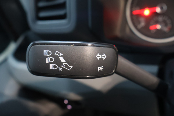 Volkswagen Crafter 2.0 TDI 140pk L3 H3 Automaat Airco Navigatie Led (Wordt verwacht)