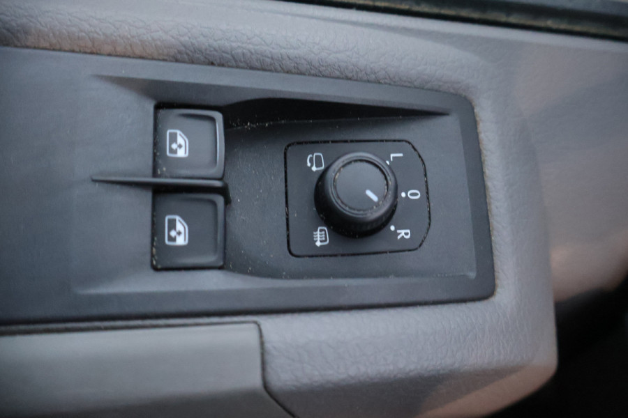 Volkswagen Crafter 2.0 TDI 140pk L3 H3 Automaat Airco Navigatie Led (Wordt verwacht)