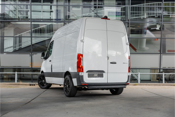 Mercedes-Benz Sprinter 315 1.9 CDI | ACC | Camera | CarPlay | Climate control | 3-Zitter | DAB | PDC V+A | Dealer onderhouden | Nieuwe APK