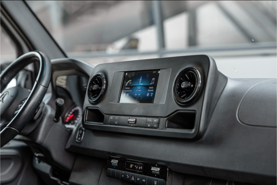 Mercedes-Benz Sprinter 315 1.9 CDI | ACC | Camera | CarPlay | Climate control | 3-Zitter | DAB | PDC V+A | Dealer onderhouden | Nieuwe APK