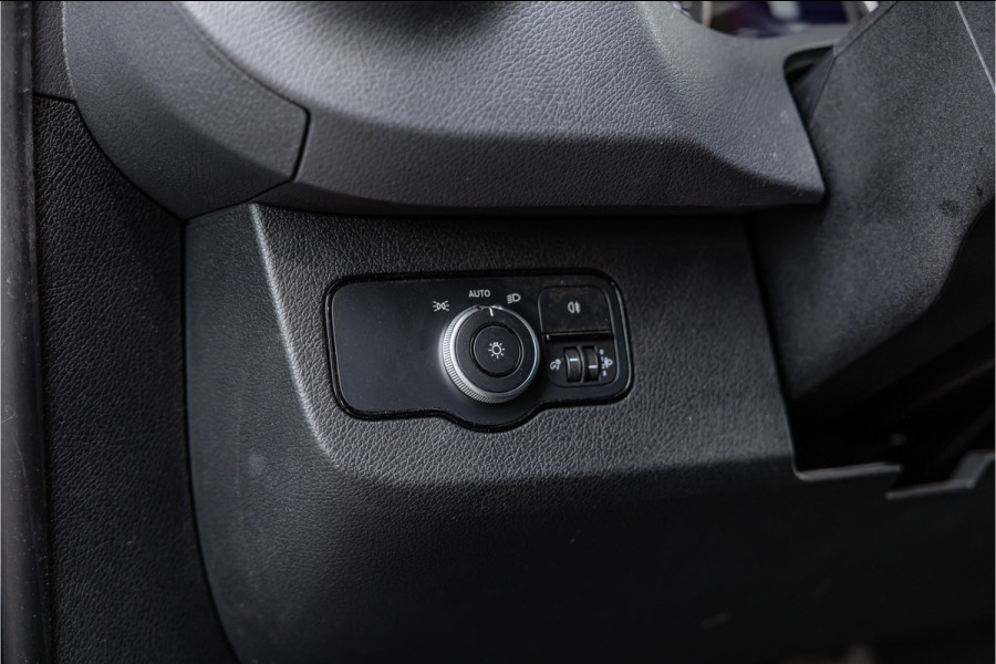 Mercedes-Benz Sprinter 315 1.9 CDI | ACC | Camera | CarPlay | Climate control | 3-Zitter | DAB | PDC V+A | Dealer onderhouden | Nieuwe APK