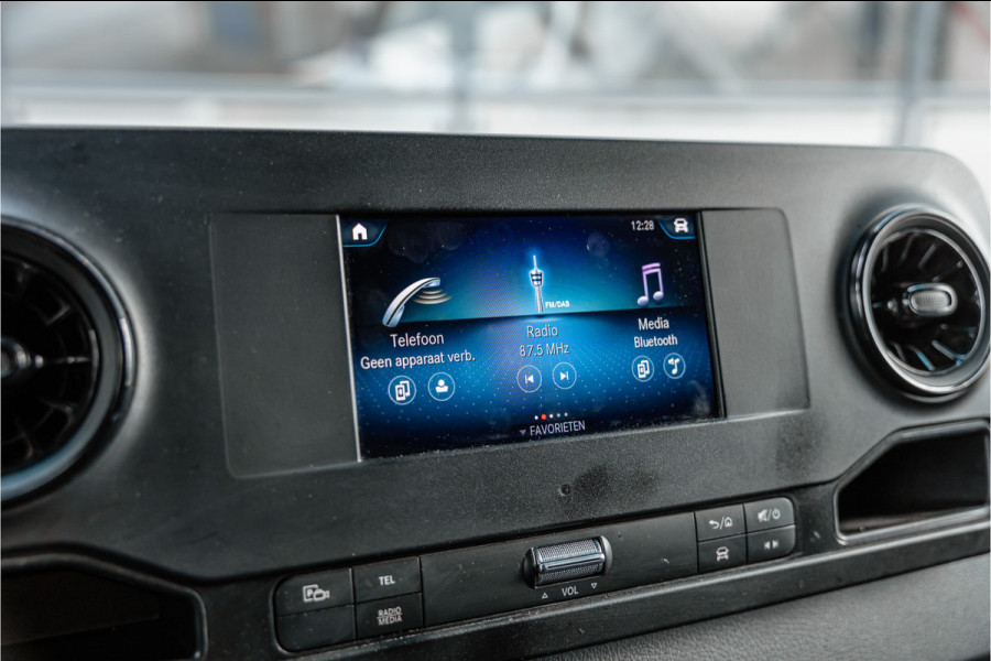 Mercedes-Benz Sprinter 315 1.9 CDI | ACC | Camera | CarPlay | Climate control | 3-Zitter | DAB | PDC V+A | Dealer onderhouden | Nieuwe APK