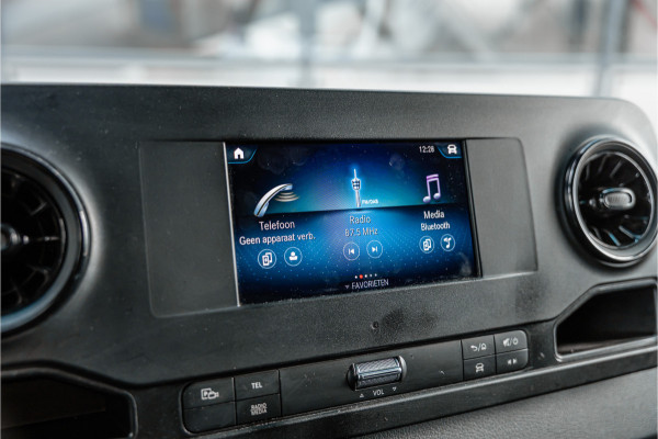 Mercedes-Benz Sprinter 315 1.9 CDI | ACC | Camera | CarPlay | Climate control | 3-Zitter | DAB | PDC V+A | Dealer onderhouden | Nieuwe APK