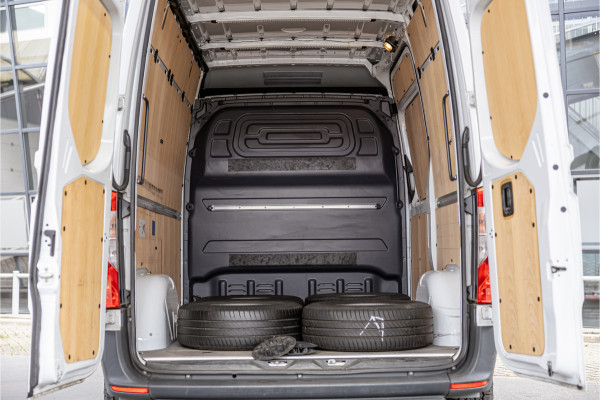 Mercedes-Benz Sprinter 315 1.9 CDI | ACC | Camera | CarPlay | Climate control | 3-Zitter | DAB | PDC V+A | Dealer onderhouden | Nieuwe APK