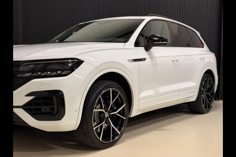 Volkswagen Touareg 3.0 TSi eHybrid 4MOTION R | 462PK | PANO | TREKHAAK | INCL. BTW!