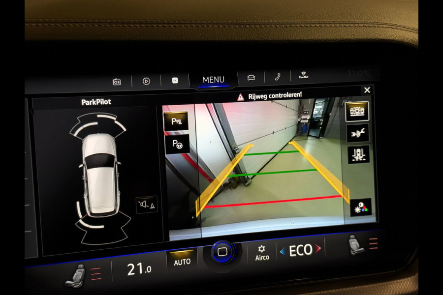 Volkswagen Touareg 3.0 TSi eHybrid 4MOTION R | 462PK | PANO | TREKHAAK | INCL. BTW!