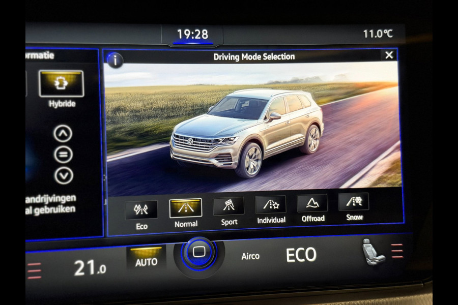Volkswagen Touareg 3.0 TSi eHybrid 4MOTION R | 462PK | PANO | TREKHAAK | INCL. BTW!