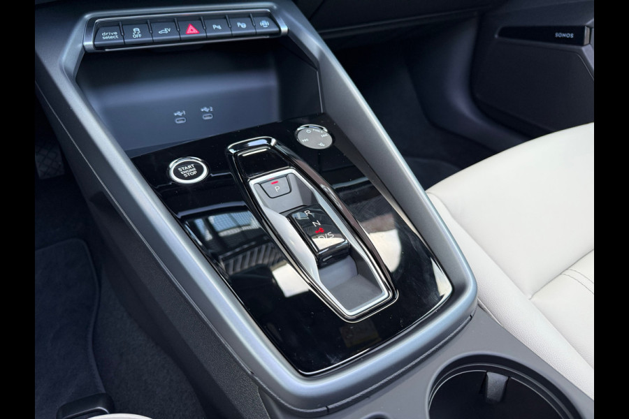 Audi A3 Sportback 40 TFSI e Advanced edition - Automaat - Pano/Schuifdak - Leder - Navi - Org.NL