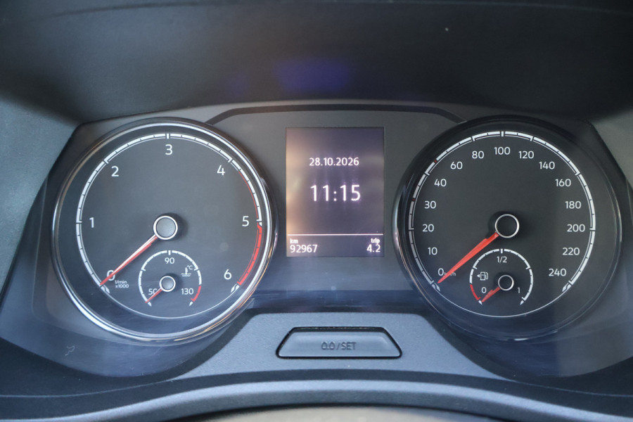 Volkswagen Transporter 2.0 TDI 150pk L2 H1 35 Jaar Derks Editie