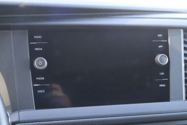 Volkswagen Transporter 2.0 TDI 150pk L2 H1 35 Jaar Derks Editie