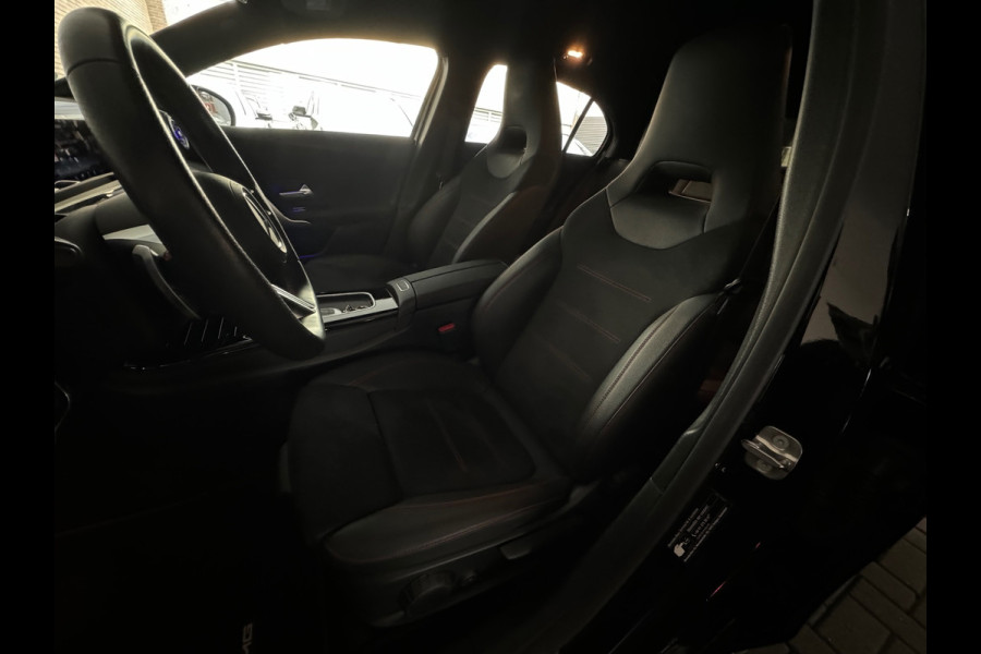 Mercedes-Benz A-Klasse 180 AMG Stoelverwarming|Camera|Sfeerverlichting