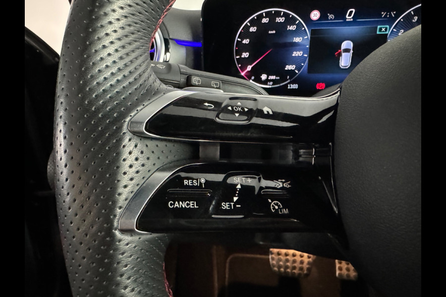 Mercedes-Benz A-Klasse 180 AMG Stoelverwarming|Camera|Sfeerverlichting