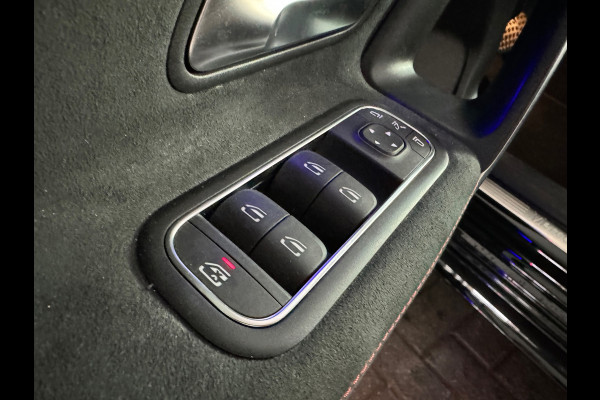 Mercedes-Benz A-Klasse 180 AMG Stoelverwarming|Camera|Sfeerverlichting