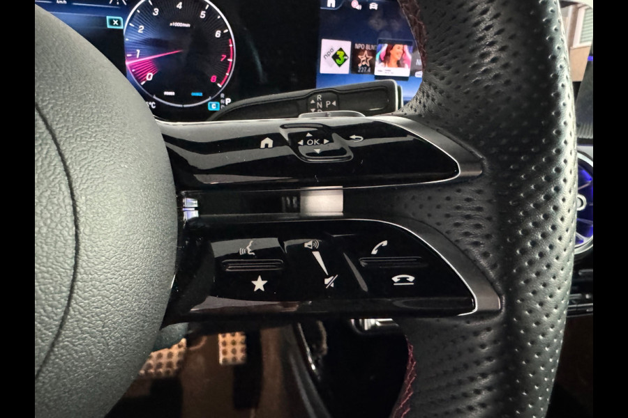 Mercedes-Benz A-Klasse 180 AMG Stoelverwarming|Camera|Sfeerverlichting