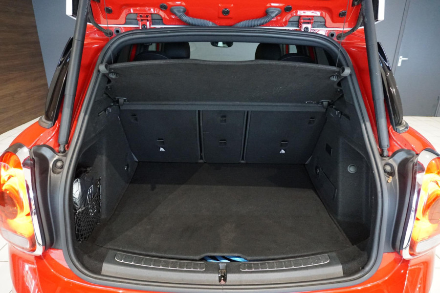 MINI Countryman 1.5 Cooper S E ALL4 225PK + PANORAMA / HEAD-UP / CAMERA / STOELVERWARMING