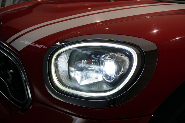 MINI Countryman 1.5 Cooper S E ALL4 225PK + PANORAMA / HEAD-UP / CAMERA / STOELVERWARMING