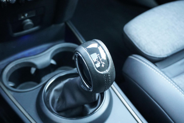 MINI Countryman 1.5 Cooper S E ALL4 225PK + PANORAMA / HEAD-UP / CAMERA / STOELVERWARMING