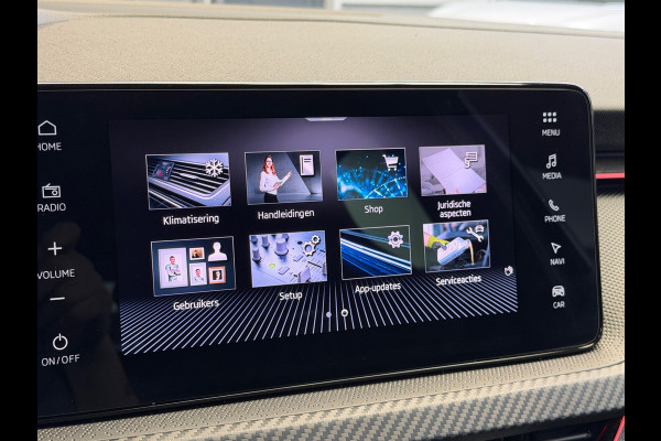 Škoda SCALA 1.0 TSI Monte Carlo Pano Camera CarPlay