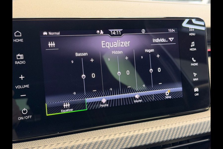 Škoda SCALA 1.0 TSI Monte Carlo Pano Camera CarPlay