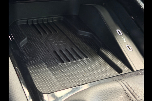 Škoda SCALA 1.0 TSI Monte Carlo Pano Camera CarPlay