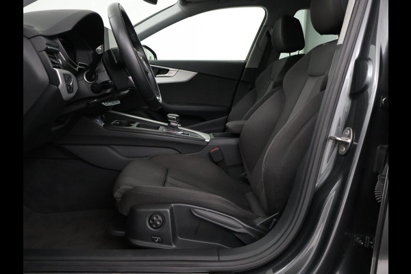 Audi A4 Avant 40 TFSI S edition | Adaptive cruise | Trekhaak | Stoelverwarming | Park assist | Navigatie | Bluetooth | Climate control