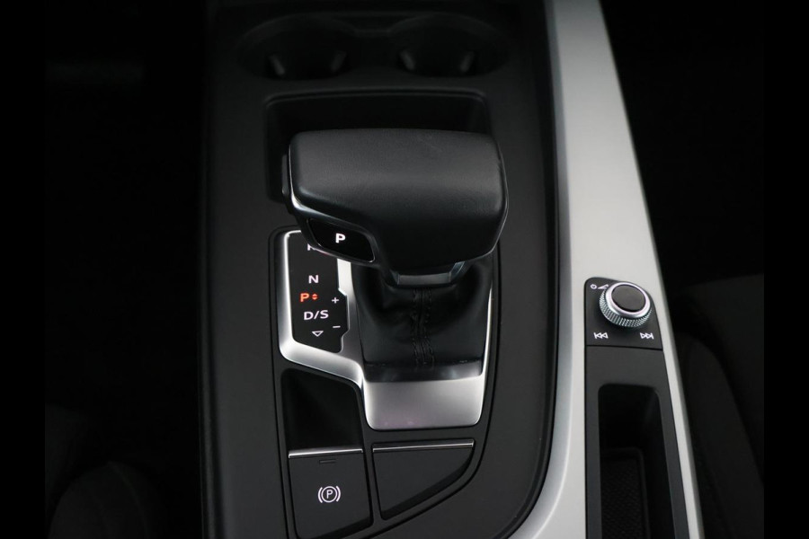 Audi A4 Avant 40 TFSI S edition | Adaptive cruise | Trekhaak | Stoelverwarming | Park assist | Navigatie | Bluetooth | Climate control