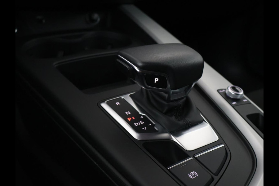 Audi A4 Avant 40 TFSI S edition | Adaptive cruise | Trekhaak | Stoelverwarming | Park assist | Navigatie | Bluetooth | Climate control