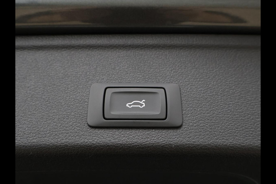 Audi A4 Avant 40 TFSI S edition | Adaptive cruise | Trekhaak | Stoelverwarming | Park assist | Navigatie | Bluetooth | Climate control